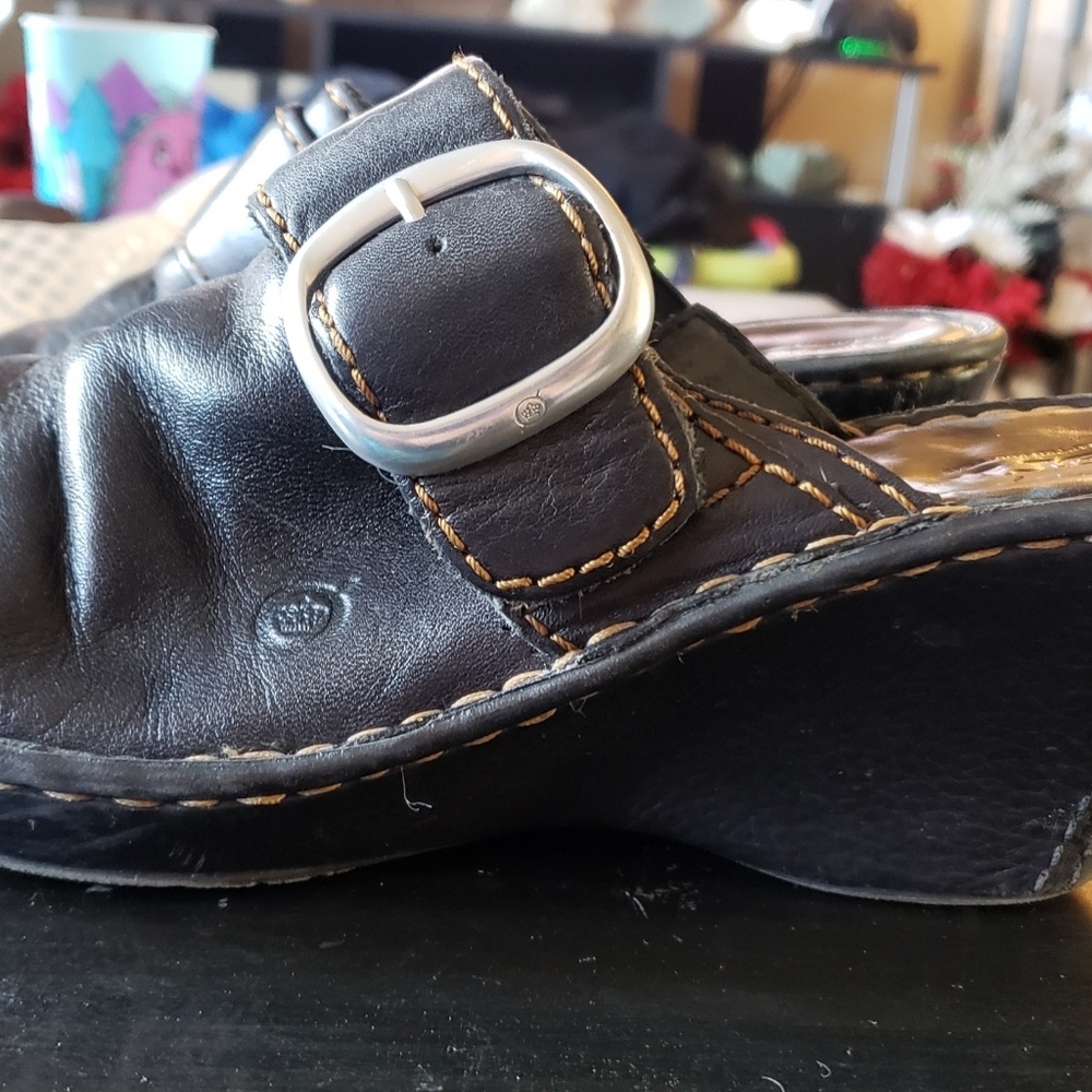 Born Leather Clogs - Picture 3 of 8